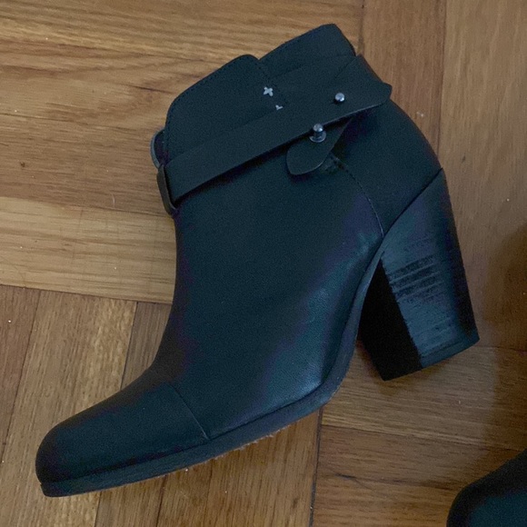 Rag & Bone Harrow black booties - Picture 14 of 17